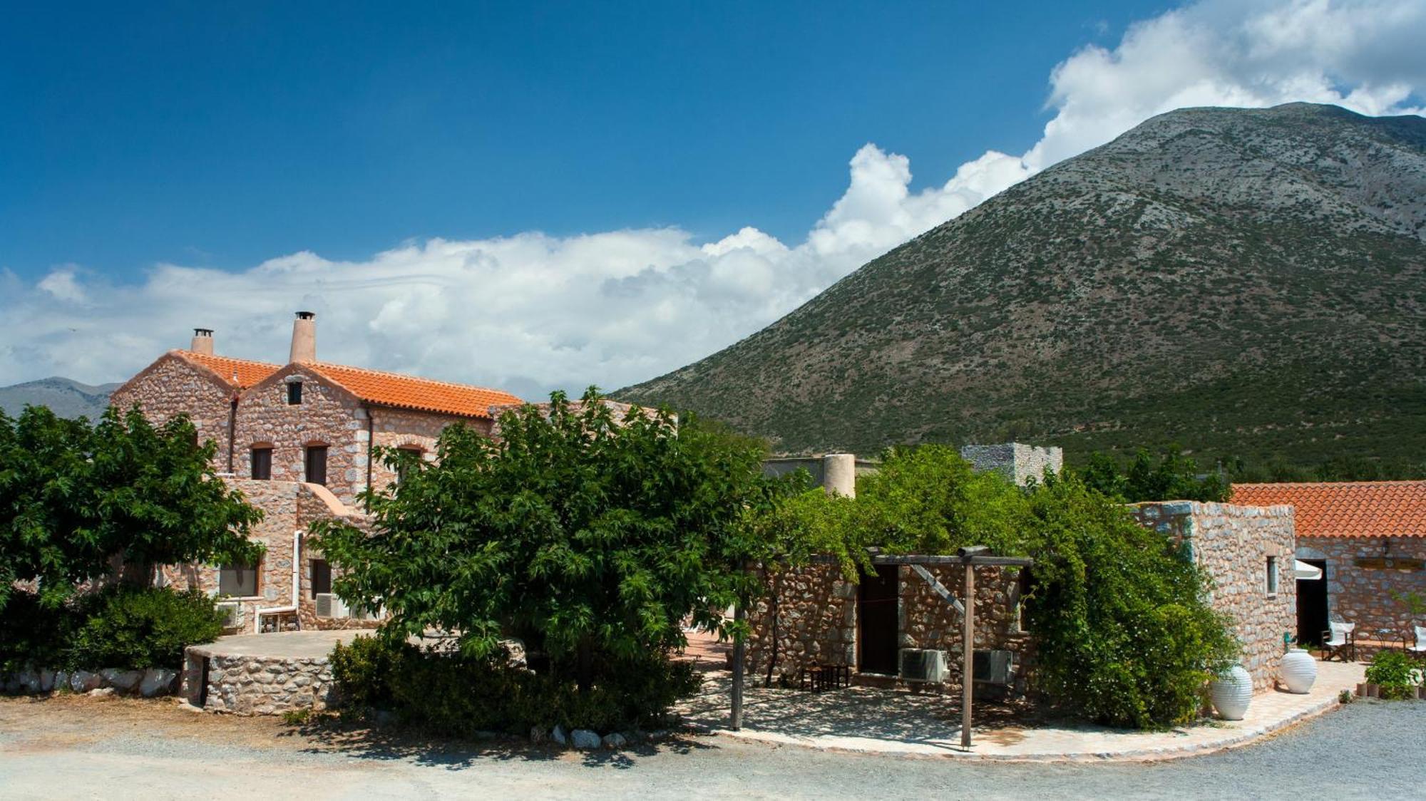 Guesthouse Toxotis Pírgos Dhiroú Eksteriør bilde